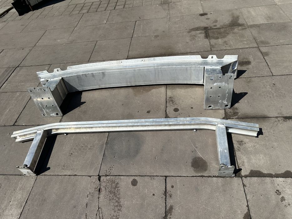 Усилитель переднего бампера Audi E-tron 50 55 Q8 2018-2025 4KE807109