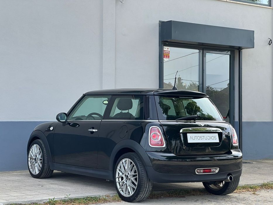 MINI 3 Portas One D