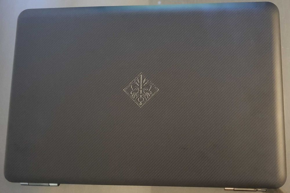 HP Omen 15-ax212nw