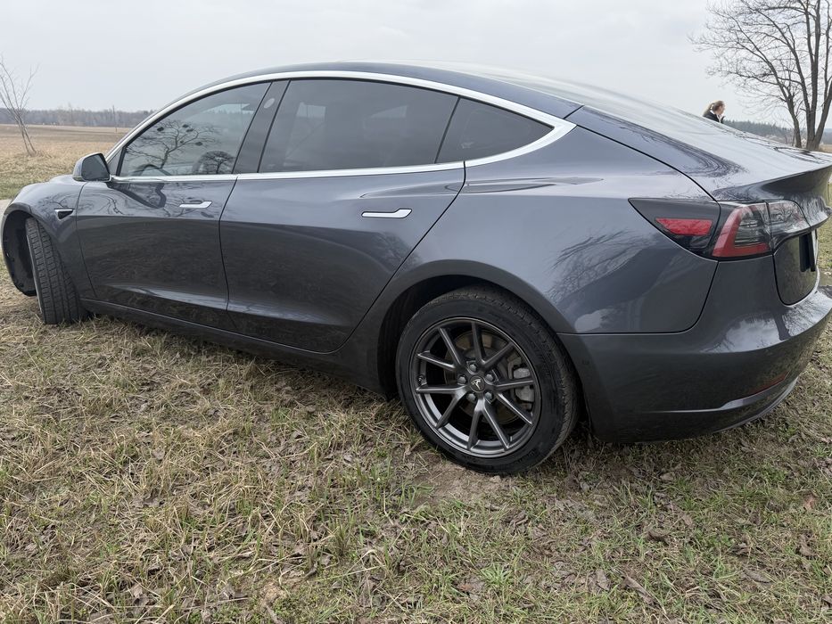 Tesla 3 Long Range Dual Motor