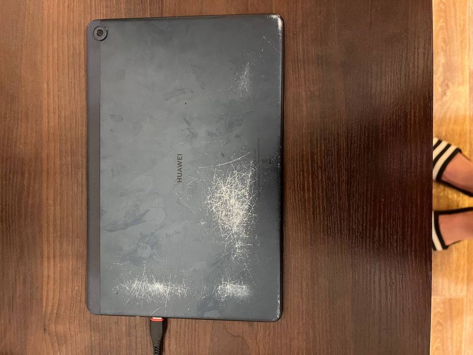Продам планшет Huawei