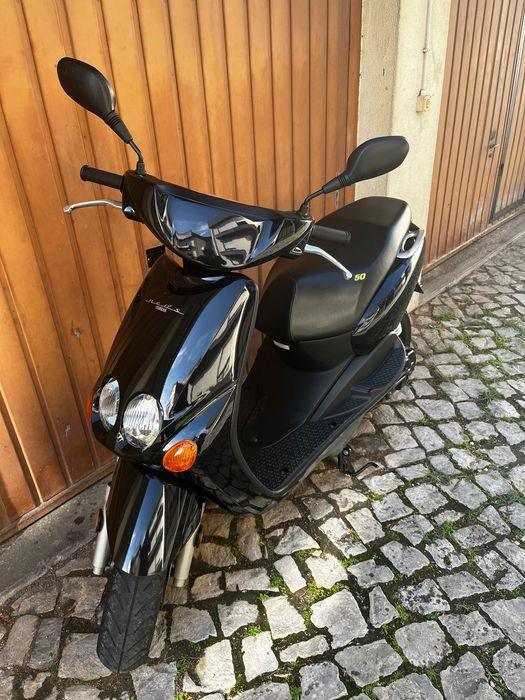 Yamaha neos restaurada