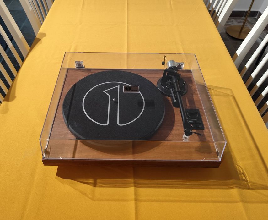 Giradiscos 1byone com Sistema Hi-Fi bluetooth e Altifalantes 36W