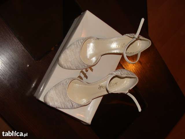 Buty ślubne