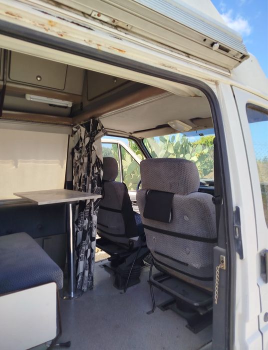 Autocaravana Ford Transit 1989 – Clássica