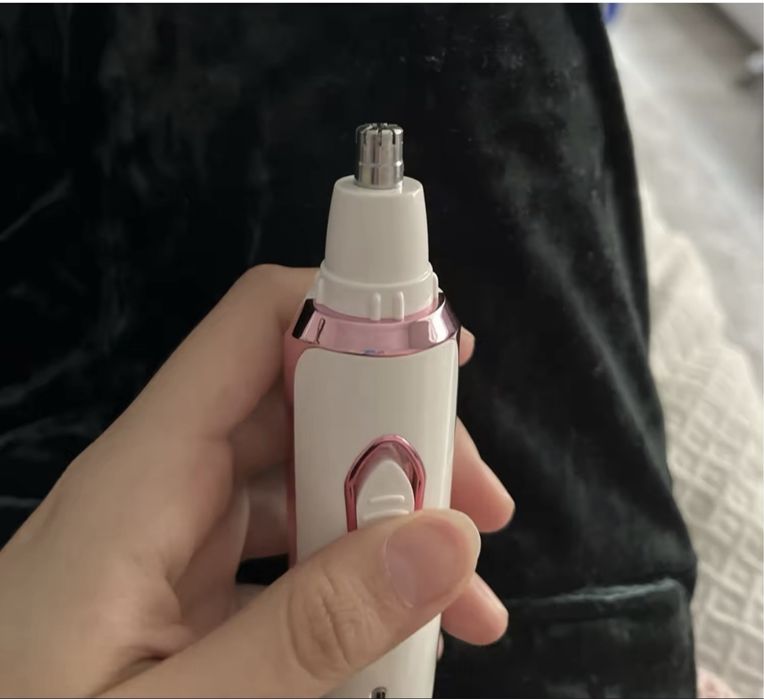 Жіноча єлектро бритва 4в1 COSOUL