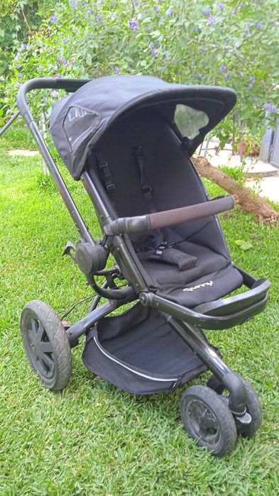 Carrinho Quinny com babycoque