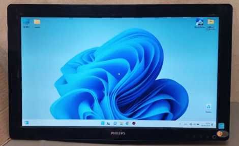 монітор Philips 19 дюймів широкоформатний та має ледпідсвітку