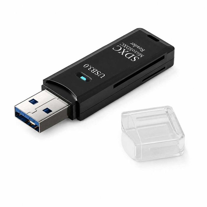 Czytnik kart pamięci SDXC / microSDXC na USB3.0 / USB2.0