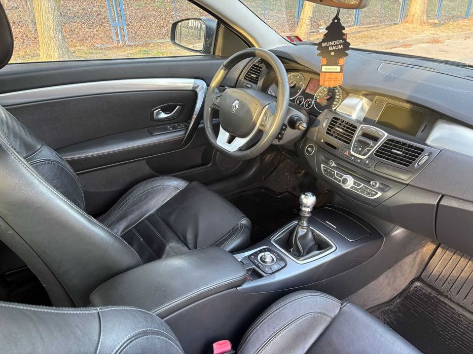 Renault Laguna 2.0 DCI - Coupe