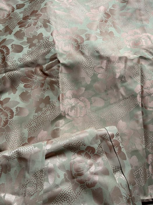 Reposteiros jacquard floral.