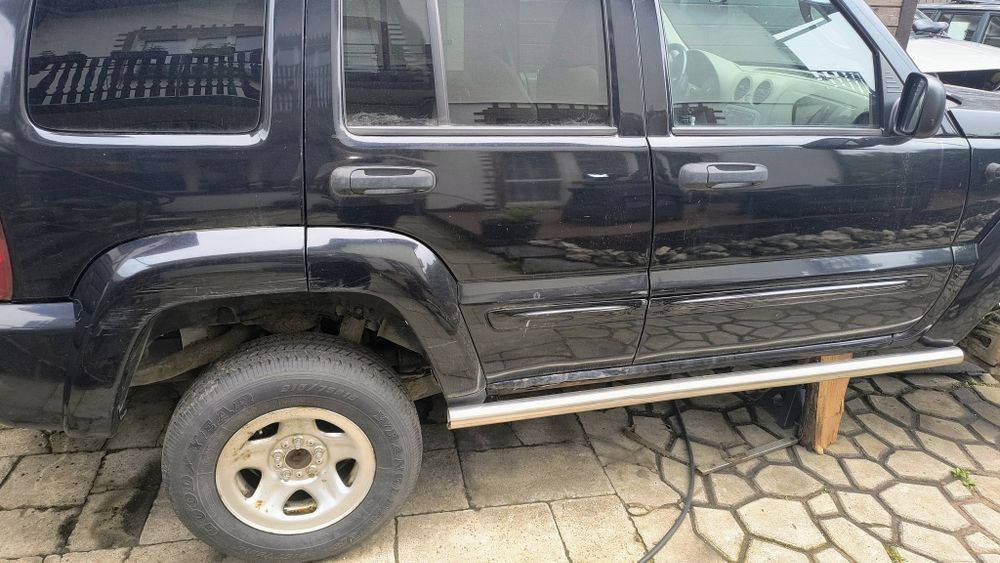 Most dyfer przedni jeep Cherokee Kj liberty 3,7 2002r