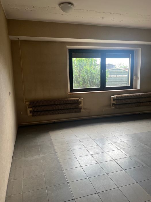 Pomieszczenie magazynowe  100 m2