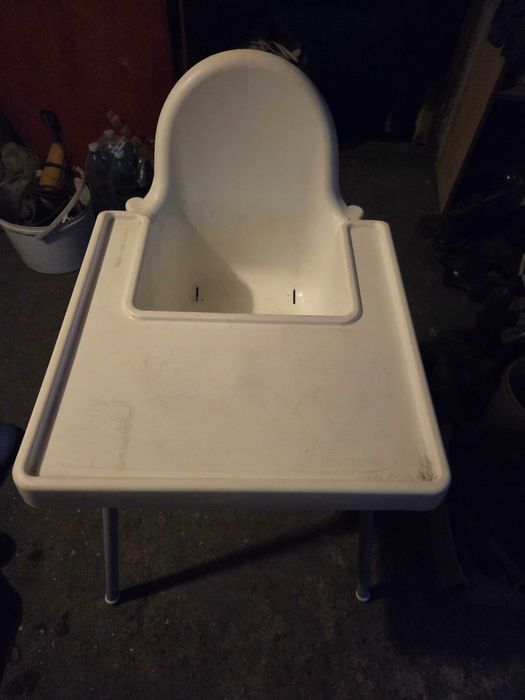 Krzeselko do karmienia Ikea