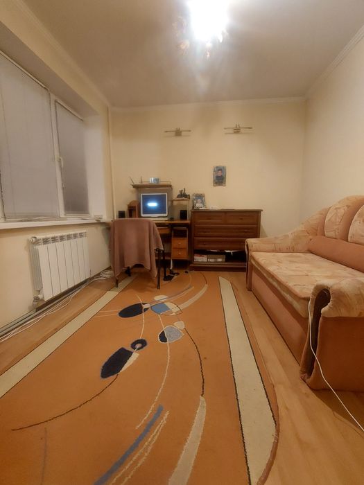 Продам 2к квартиру на Попова з агв