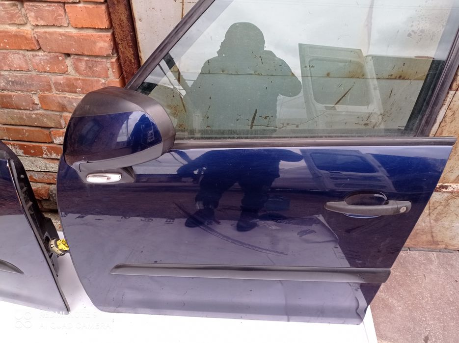 Дверь правая левая Citroen C4 Picasso 2006-2013 європа