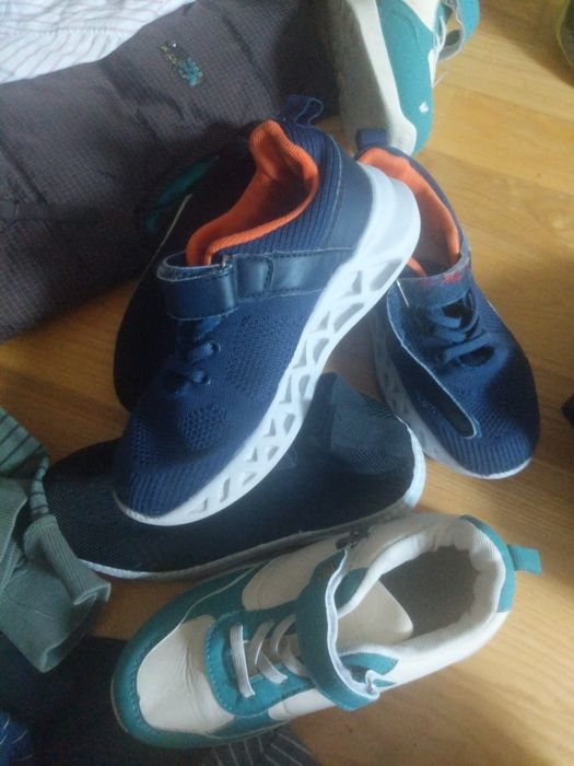 Oddam ubrania chłopięce  buty