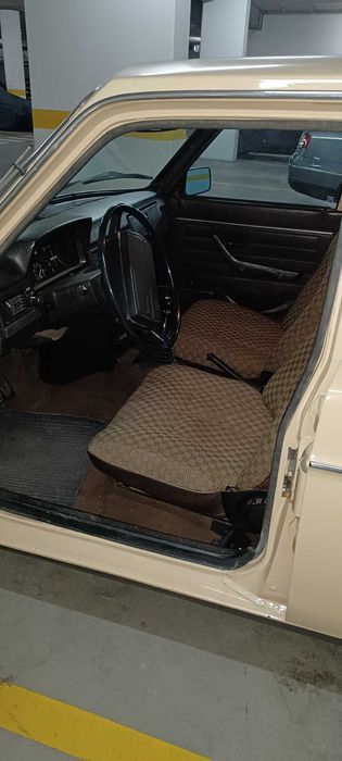 Volvo 245 DL de 1976
