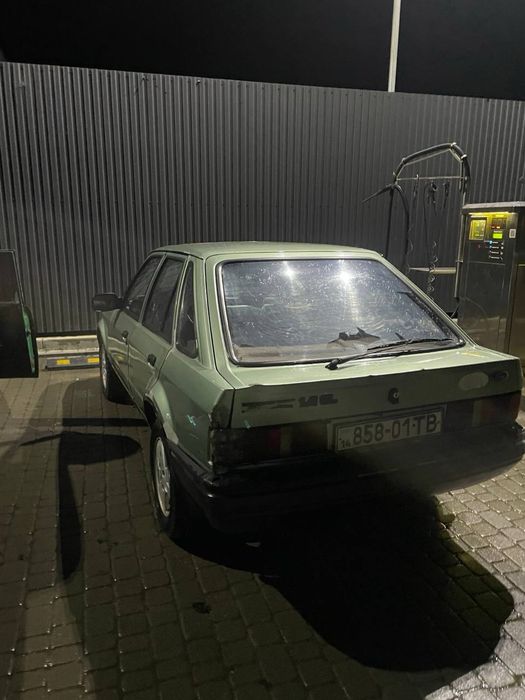 Продам Ford Escort
