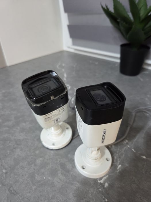 Продам 2 камери HIKVISION DS 2CE16D0T