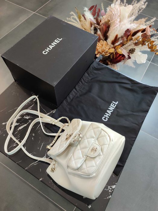 Сумка 22C Lambskin Quilted Small Duma Drawstring Backpack White