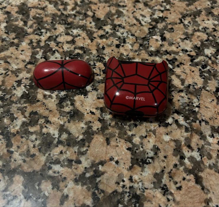 Spider-Man AirPods Case (2nd Generation)64552970068483121
