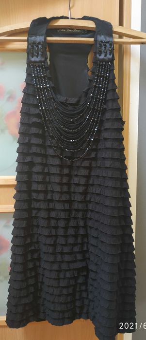 Czarna elegancka krótka sukienka , rozmiar M.