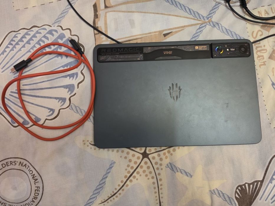 планшет REDMAGIC Nova Gaming Tablet