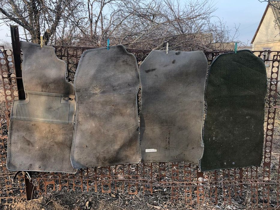 Ковролин салона Mercedes 190 w201