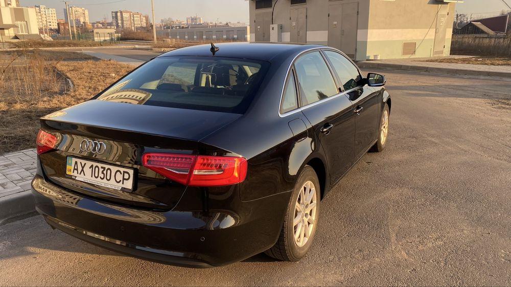 Ауді А 4 2013 р 134.000км пробіг