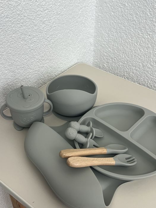 Дитячий силіконовий посуд