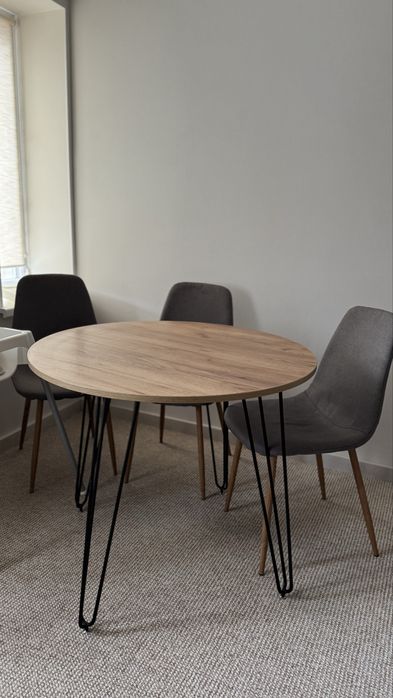 Обідній стіл (діаметр 90см)