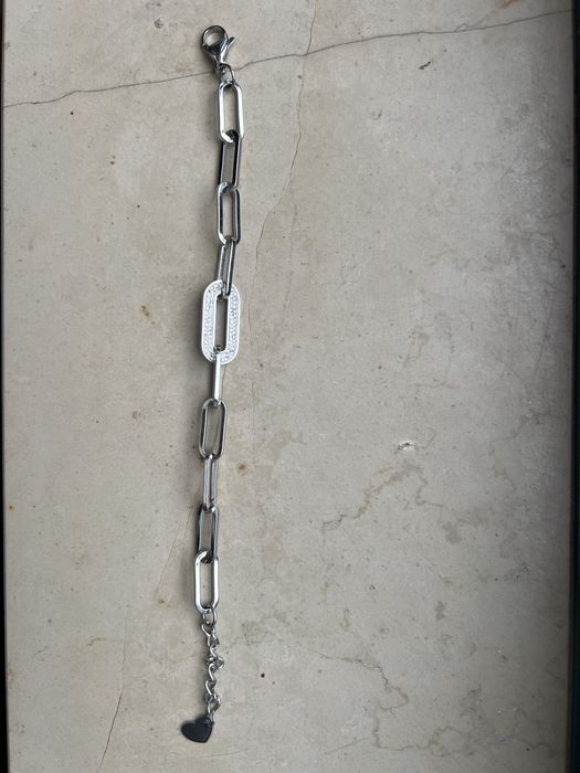 Bijueria em aço inoxidável (pulseiras e anéis)