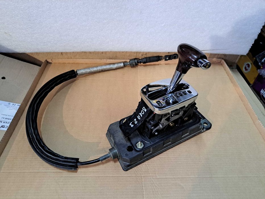 Lewarek kaseta zmiany biegów Volkswagen Bora 2.3 automat