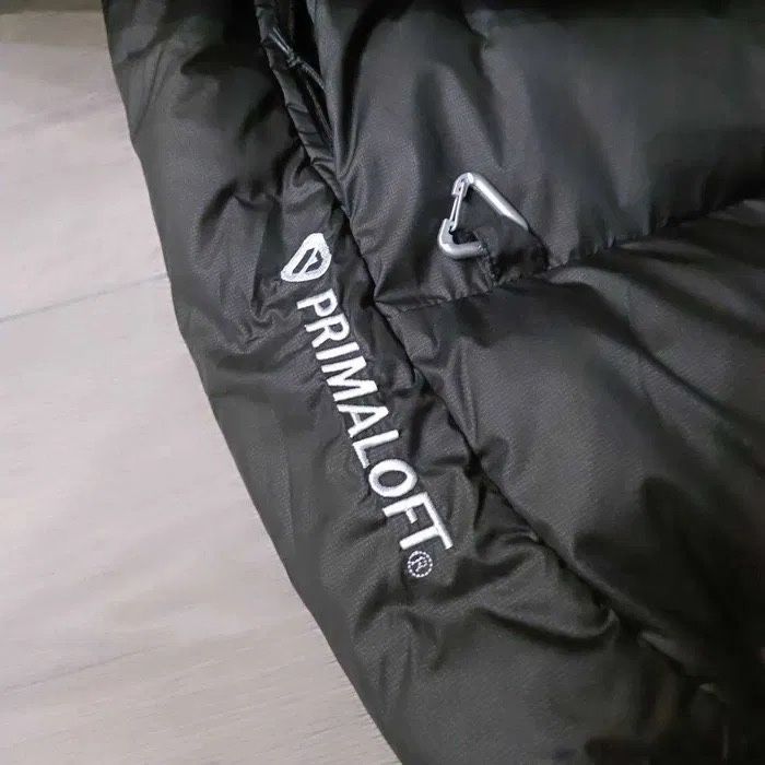 пуховик від бренду Nike ACG