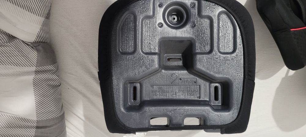 Fotelik- podstawka samochodowa 2w1