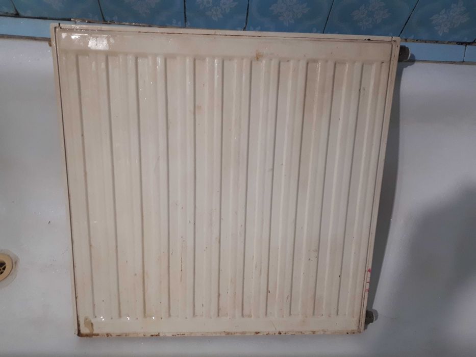Батарея для опалення радіатор