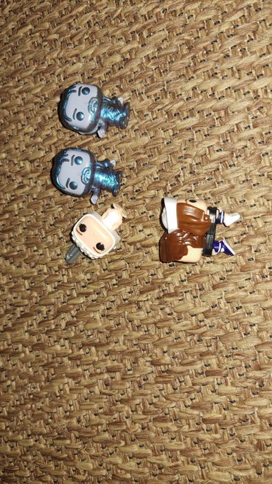 Troca bonecos stranger things