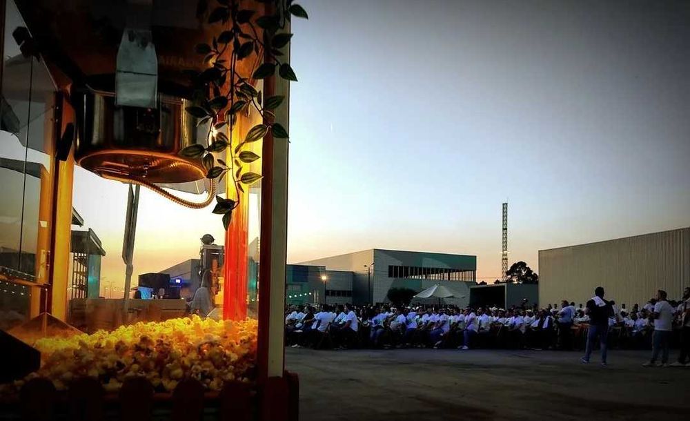 Vendo  carrinho de pipocas originl e único