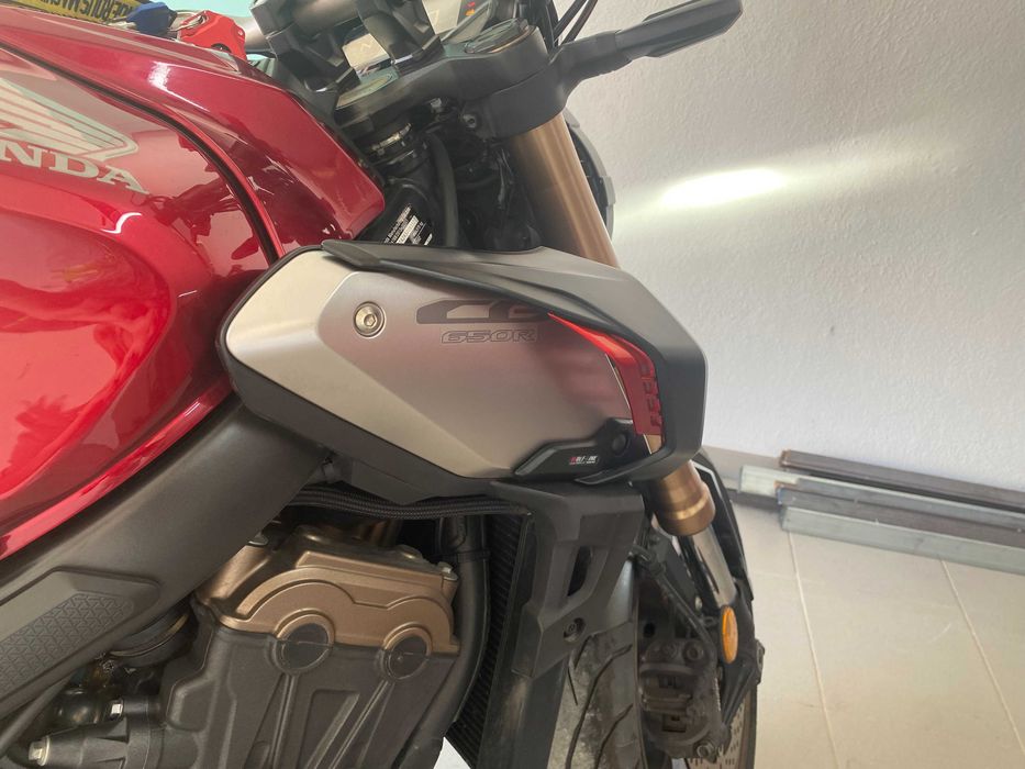 Honda CB650R NeoSport 2019