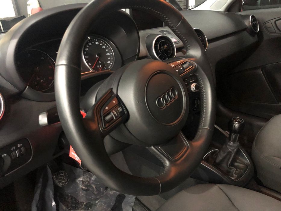 Audi A1 1.6 TDI  2011