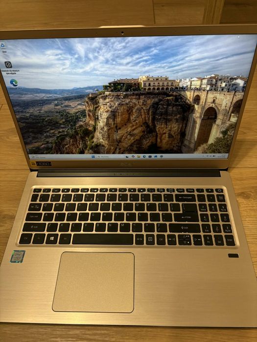 Laptop Acer Swift 3 SF315-S2