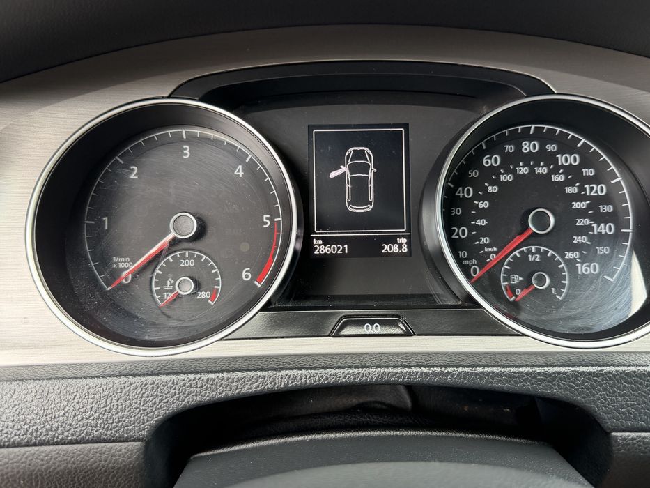 Volkswagen Golf 2.0tdi