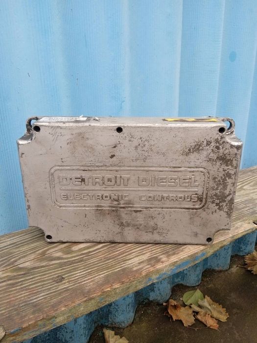 Блок управления двигателем