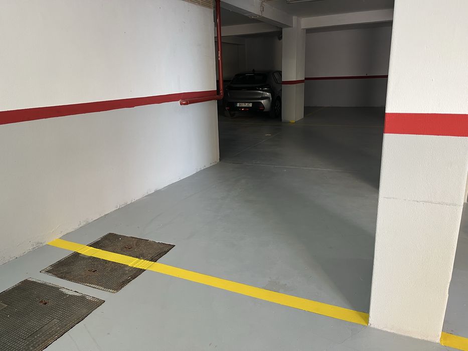 Parqueamentos para motas em Santa Marta (Corroios)