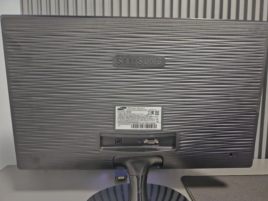 Комп'ютер AMD + монітор Samsung - готовий комплект