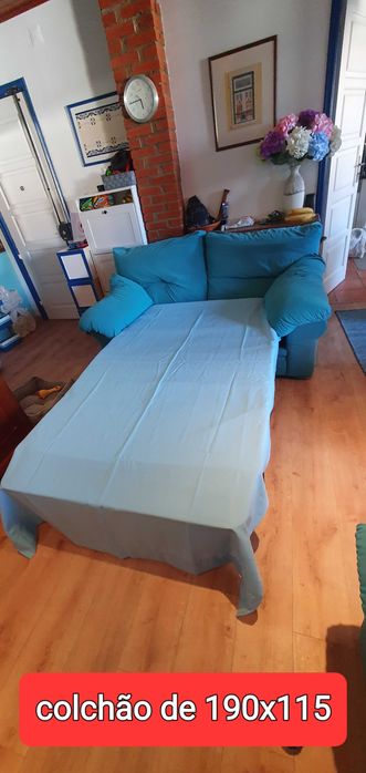 Vendo sofá-cama por preço simbólico