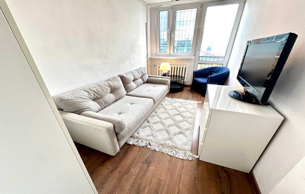 piękny pokój Grzybowska w Centrum-metro ONZ -balkon