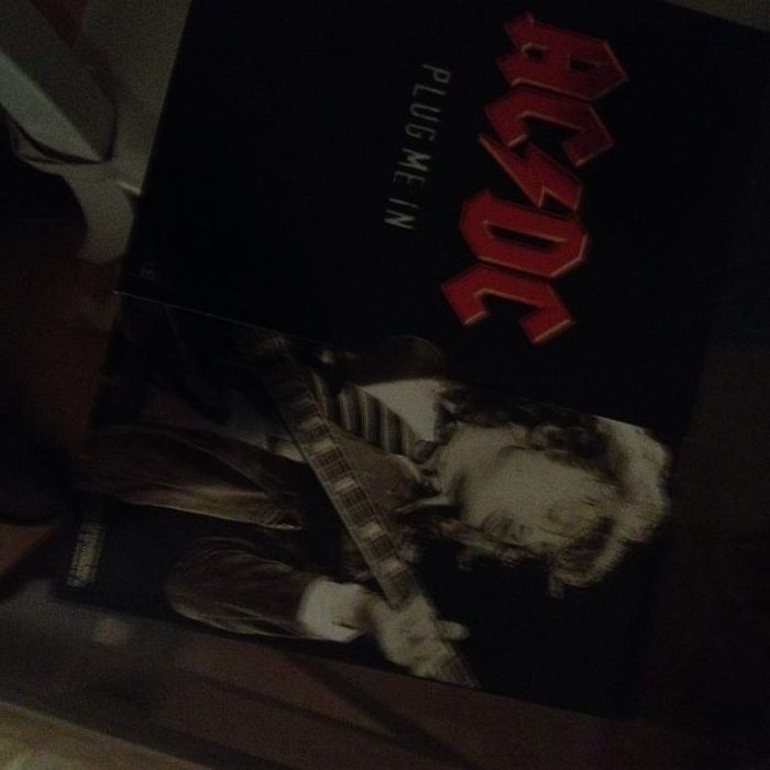 AC/DC DVD compilation "Plug me in"64584817504258122