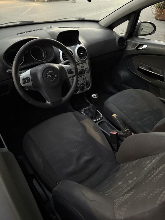 Opel Corsa  D 1.3 cdti ano 2011